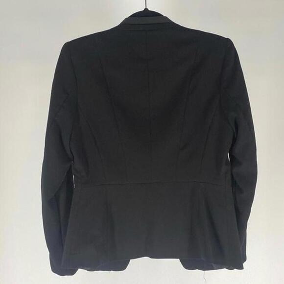 Elegant Black Blazer - Versatile Stylish Jacket - Picture 2 of 4